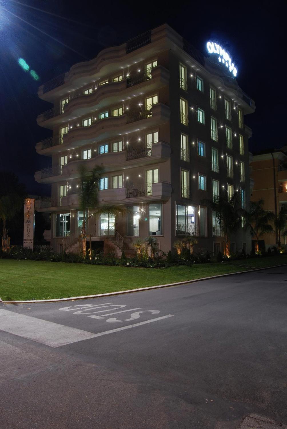Olympus Resort Alba Adriatica Exterior photo